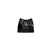 CHANEL 22 Handbag