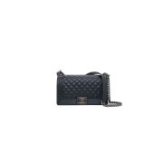BOY CHANEL HANDBAG(TAX-FREE GRADE)
