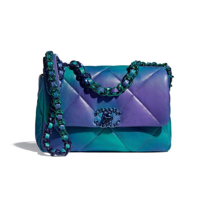 CHANEL 19 Handbag - Image 1
