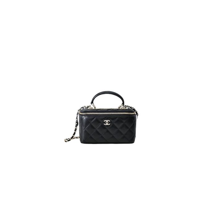 CHANEL Long Vanity with chain - Image 1