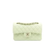 CHANEL Classic Flap Medium Gold hardware