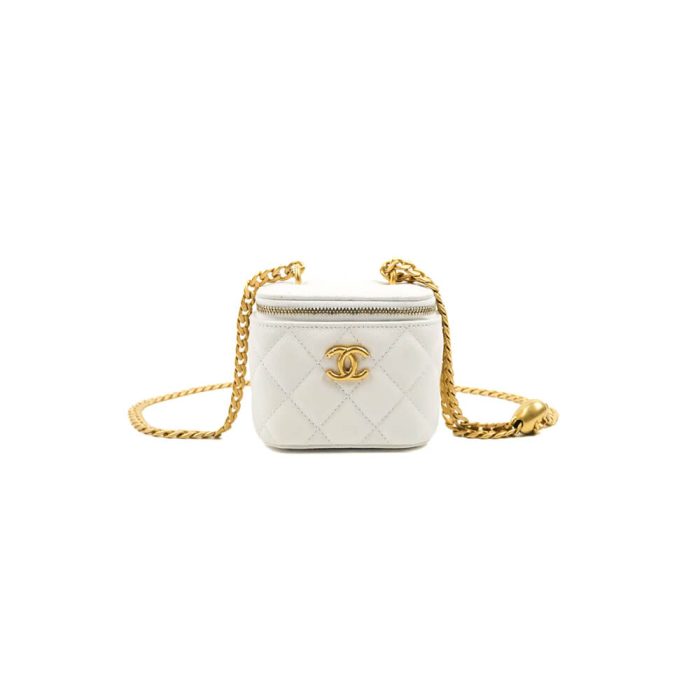 CHANEL Quilted Heart Crush Mini Vanity with Chain(high-end grade) - Image 1