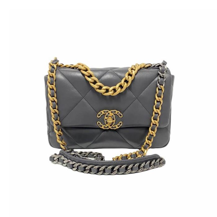 CHANEL 19 HANDBAG - Image 1