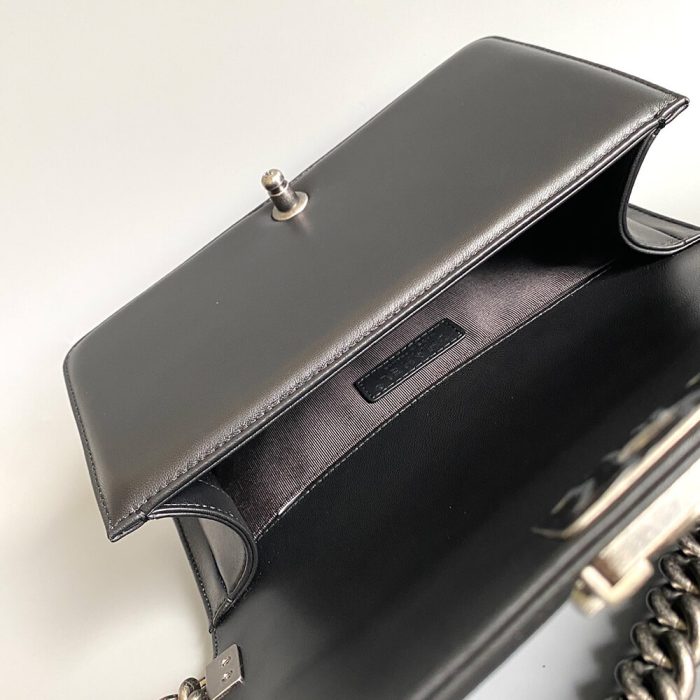 BOY CHANEL HANDBAG(TAX-FREE GRADE) - Image 10