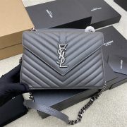 COLLEGE MEDIUM CHAIN BAG IN QUILTED LEATHER - Image 2