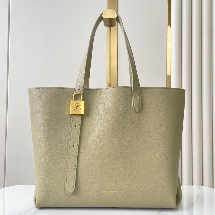 LV Low Key Cabas MM(high-end grade) - Image 2