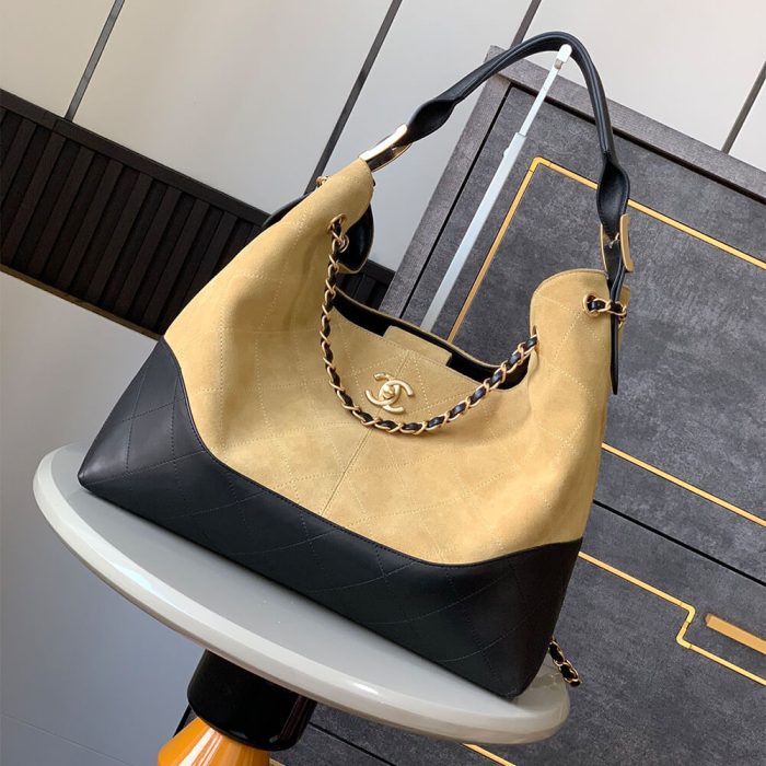 Chanel HOBO on 25 Fashion Show(HIGH-END GRADE) - Image 2