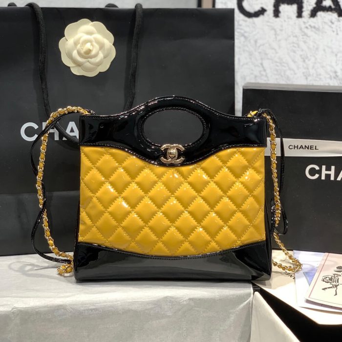 CHANEL 31 Mini Shopping Bag - Image 2