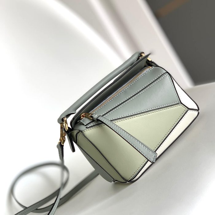 LOEWE Mini Puzzle bag - Image 2