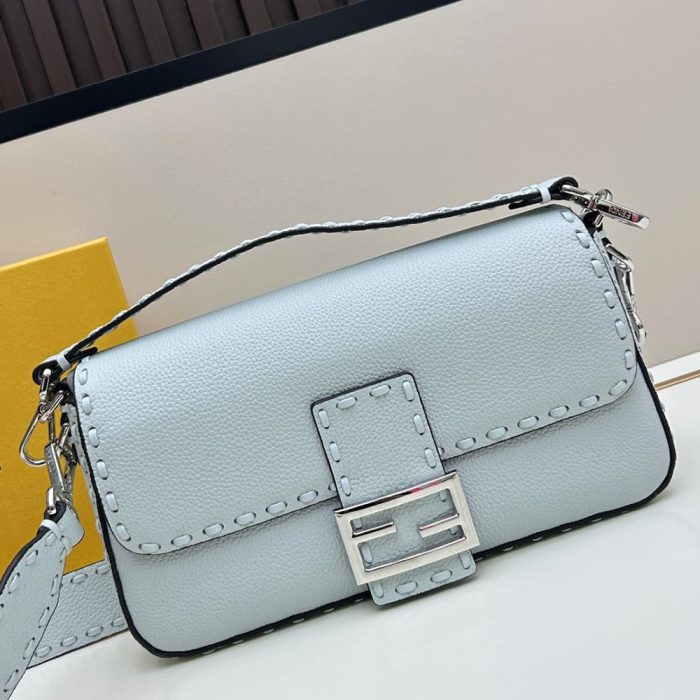 Fendi Baguette - Image 2