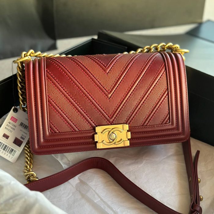 Chevron Boy Chanel Handbag - Image 2