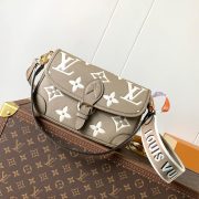 LV Diane - Image 2
