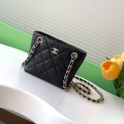 Chanel Classic Clutch with Chain(HIGH-END GRADE) - Image 2