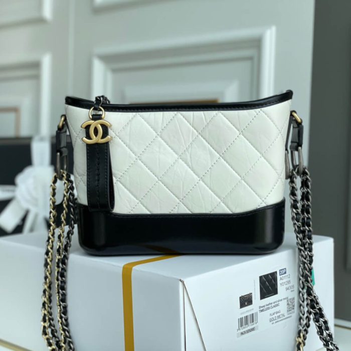 CHANEL'S GABRIELLE SMALL HOBO BAG - Image 2