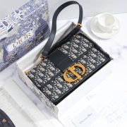 30 MONTAIGNE CHAIN BAG - Image 2
