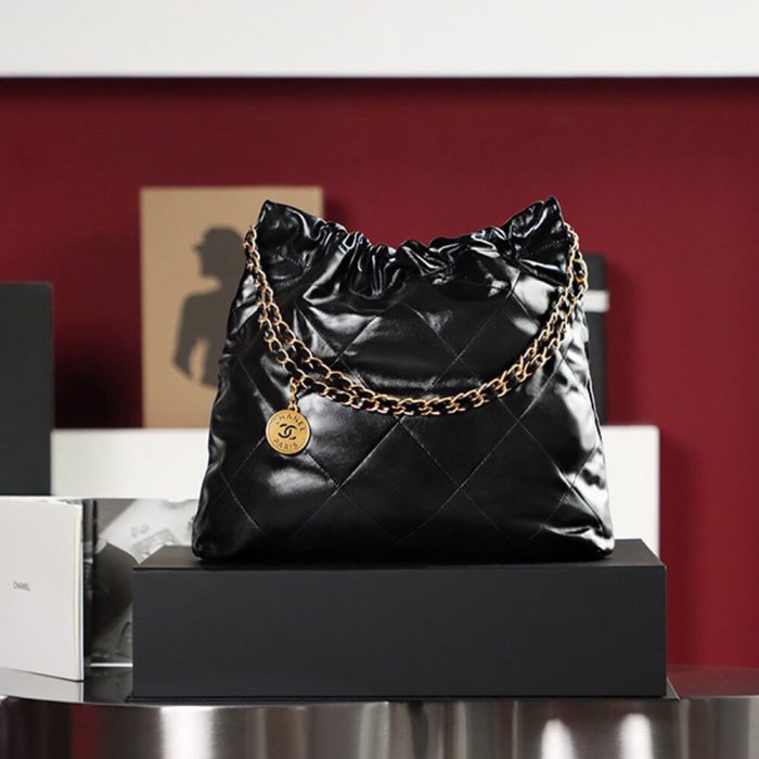 CHANEL 22 Handbag - Image 4