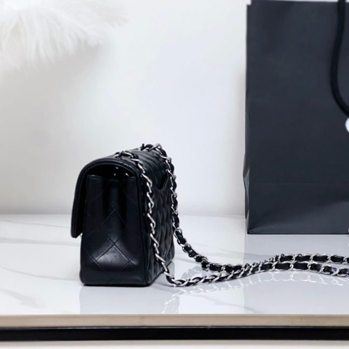 CHANEL MINI FLAP BAG(HIGH-END GRADE) - Image 3