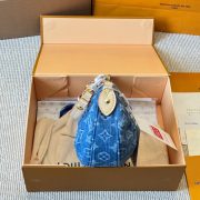 LV Pochette Valley - Image 3