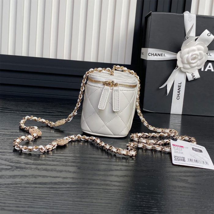 CHANEL Small Vanity with Chain(HIGH-END GRADE) - Image 3