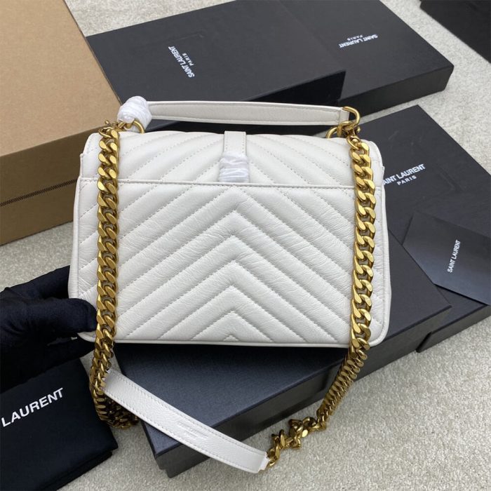 COLLEGE MEDIUM CHAIN BAG IN QUILTED LEATHER - Image 3