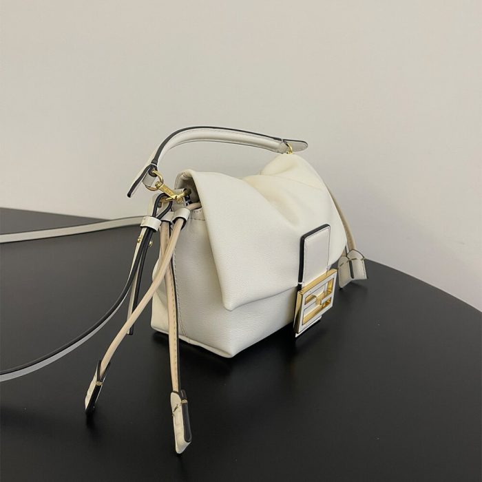 Fendi Mamma Baguette Small(high-end grade) - Image 3