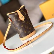 LV Fold Me Pouch - Image 3