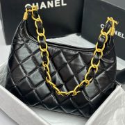 CHANEL HOBO BAG - Image 3