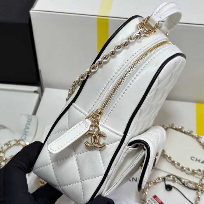 CHANEL Mini Backpack(high-end grade) - Image 3