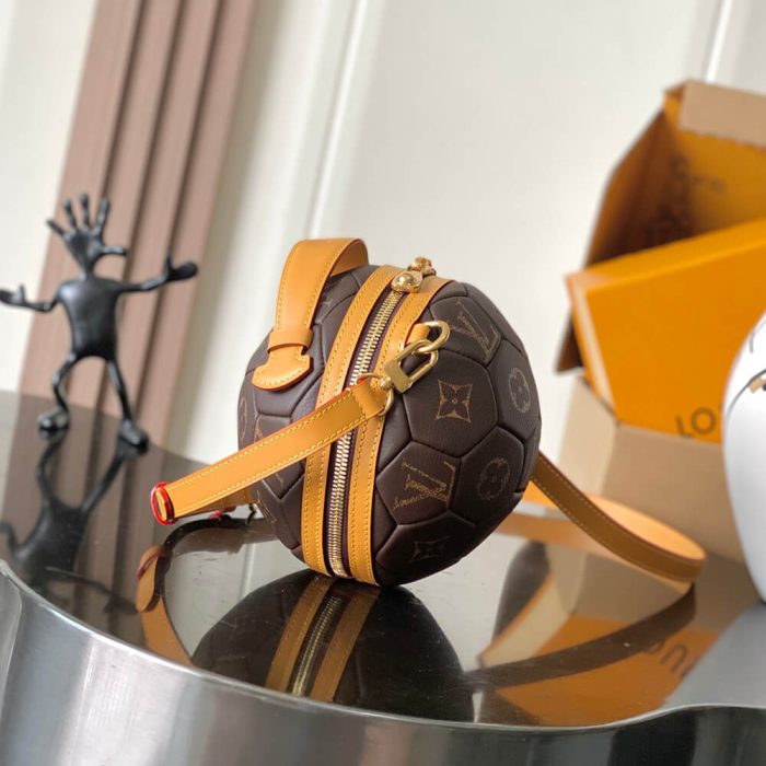 LV Soccer Ball Bag(HIGH-END GRADE) - Image 3