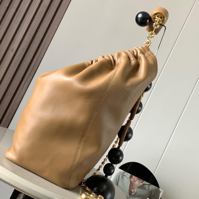 Loewe Medium Squeeze bag in nappa lambskin - Image 3