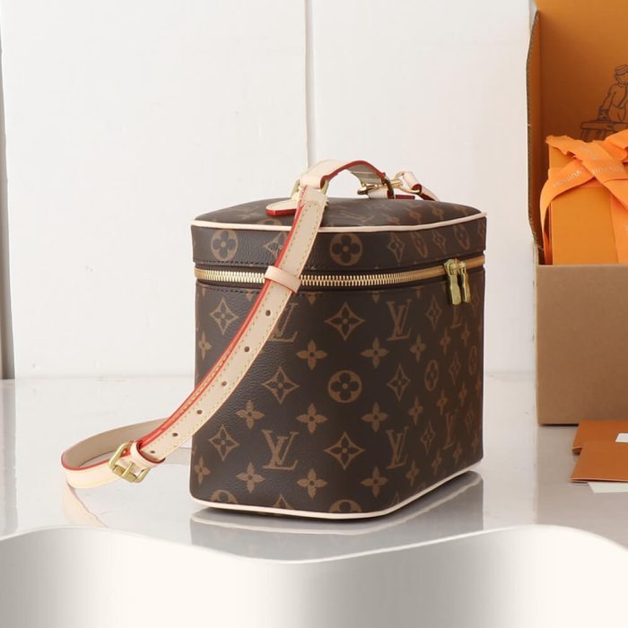 LV Nice BB - Image 3