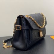 LV Anytime Flap Bag(high-end grade) - Image 3