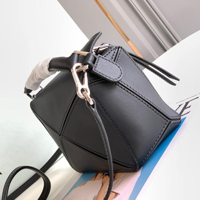 LOEWE Mini Puzzle bag - Image 3