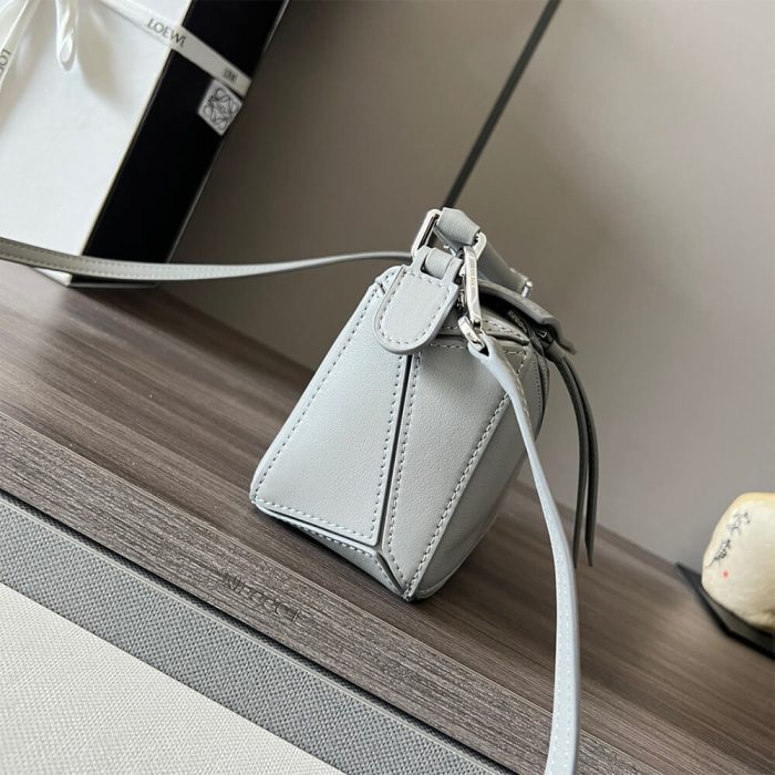 LOEWE Mini Puzzle bag - Image 3