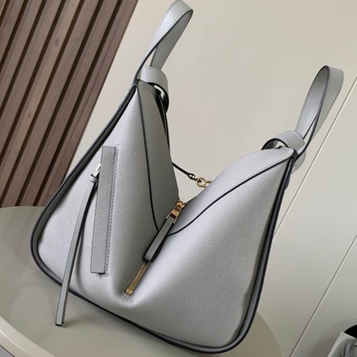 LOEWE Small Hammock bag in soft grained calfskin - Image 3