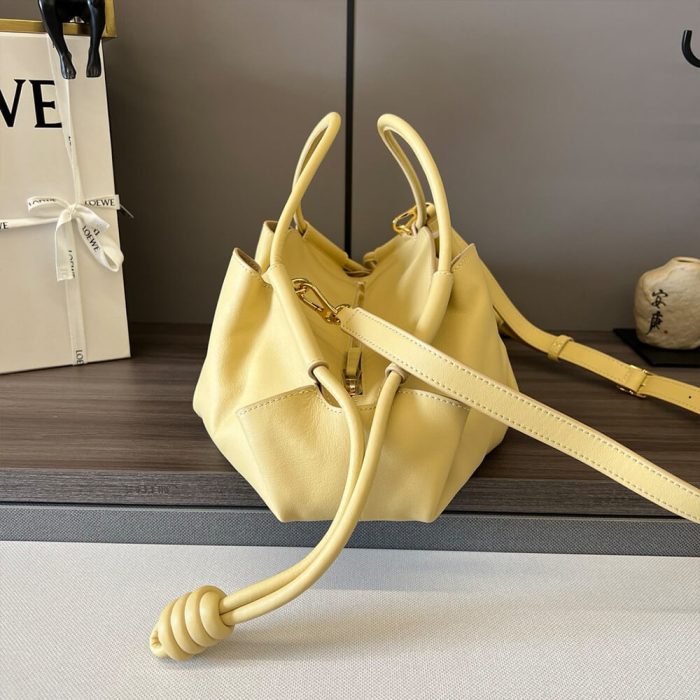 Loewe Small Paseo bag in shiny nappa calfskin(high-end grade) - Image 3