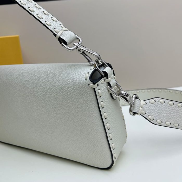 Fendi Baguette - Image 3