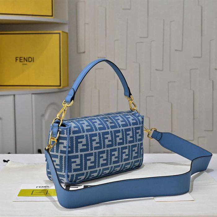 Fendi Baguette - Image 3