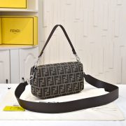 Fendi Baguette - Image 3