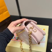 LV Pochette M??tis East West - Image 3
