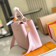 LV Capucines BB - Image 3