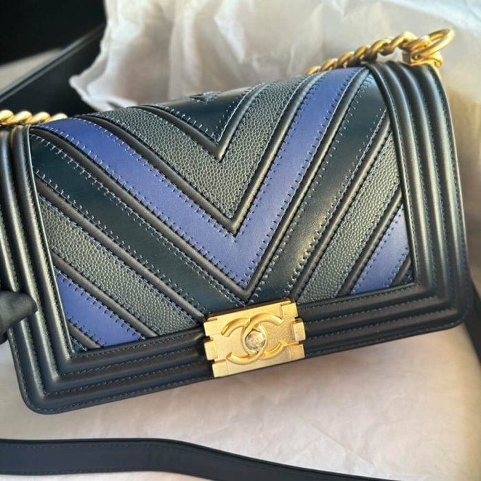 Chevron Boy Chanel Handbag - Image 3