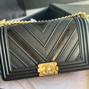 Chevron Boy Chanel Handbag - Image 3