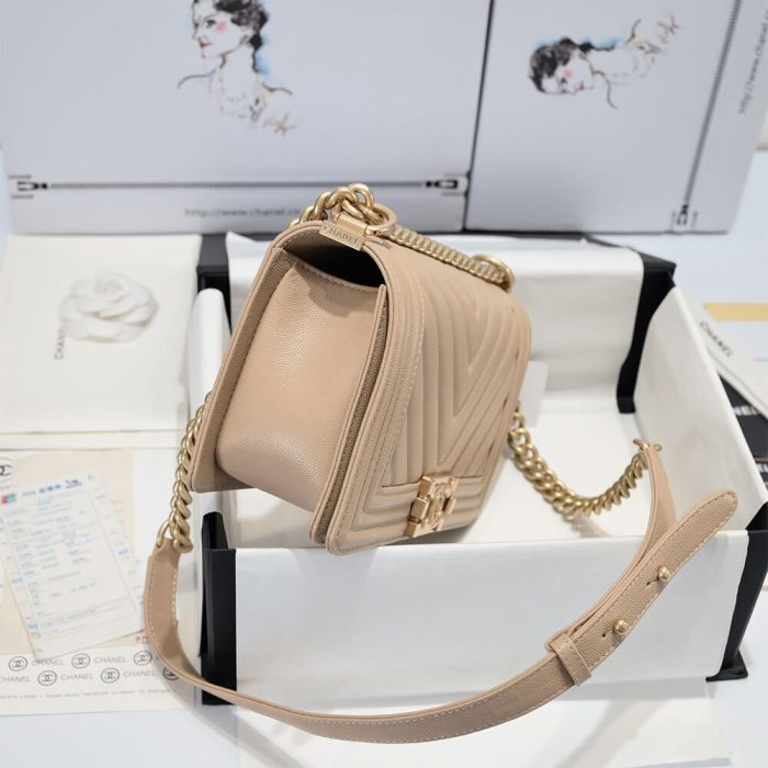 Chevron Boy Chanel Handbag - Image 3