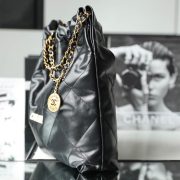 CHANEL 22 HANDBAG(high-end grade) - Image 3