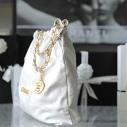 CHANEL 22 HANDBAG(high-end grade) - Image 3