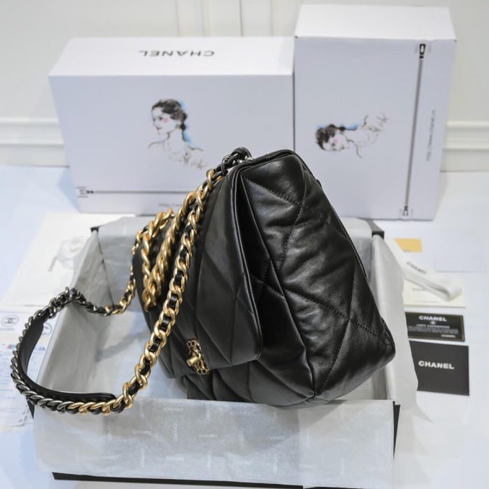 CHANEL 19 MAXI HANDBAG - Image 3