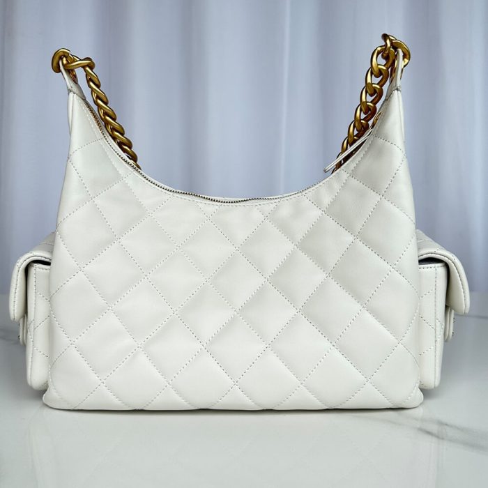 CHANEL Maxi Hobo Bag - Image 4