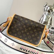 LV Diane - Image 4
