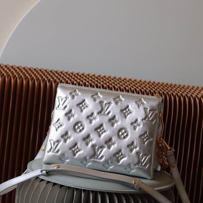 LV Coussin BB - Image 4